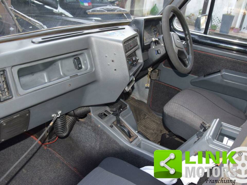 Image 9/10 of Carbodies FX 4 R London Taxi (1994)