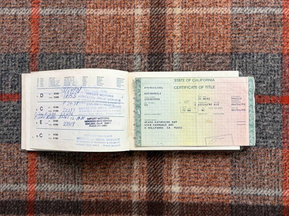 Image 13/24 of Mercedes-Benz 250 (1971)
