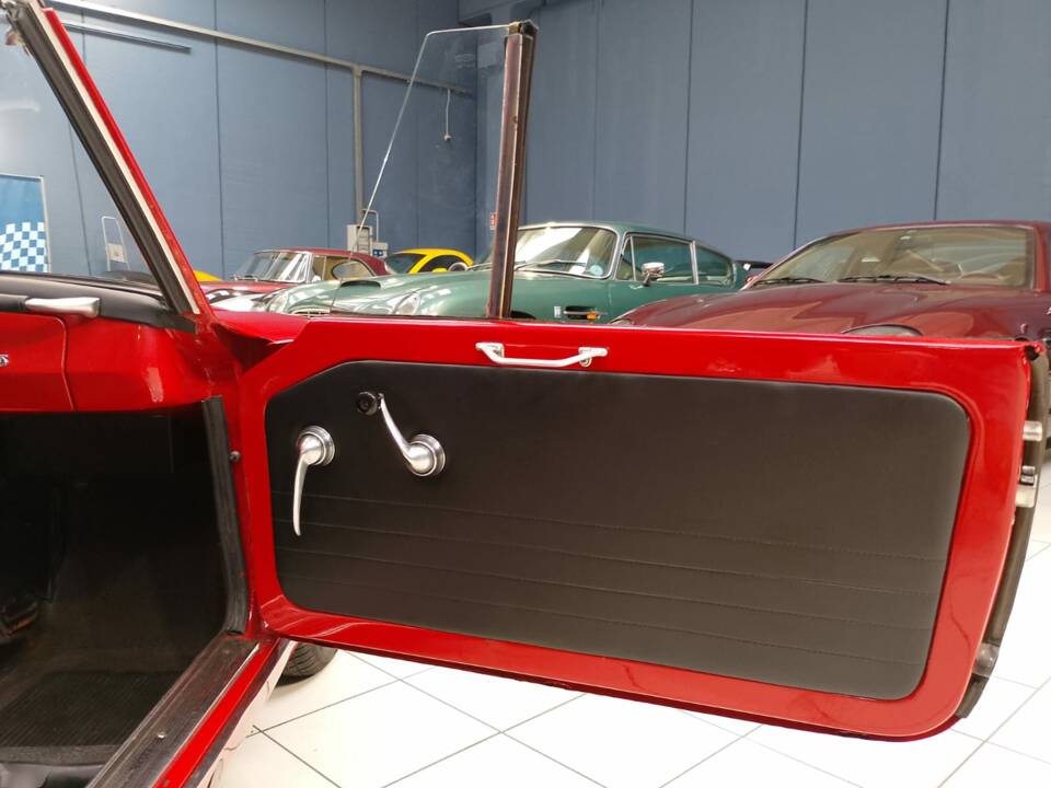 Image 30/47 of Innocenti 950 Spider (1962)