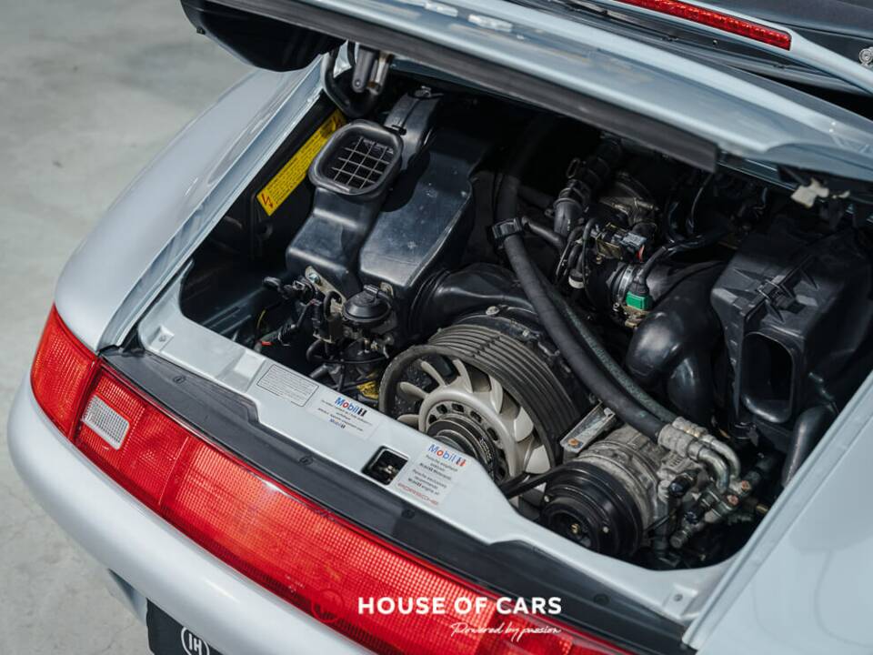 Image 15/25 de Porsche 911 Carrera 4 (1995)