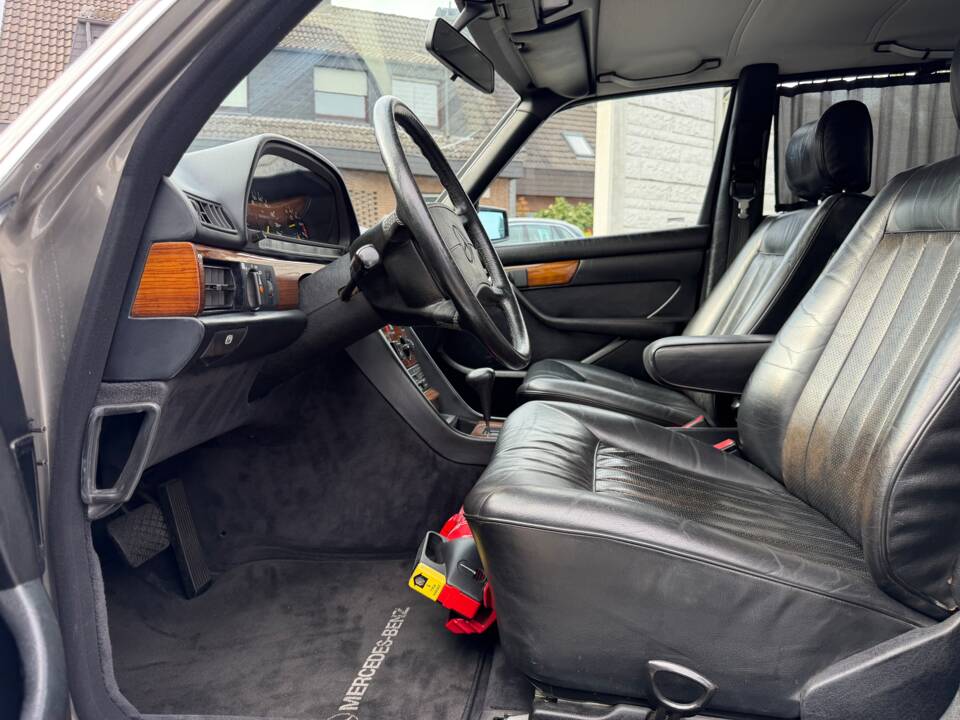 Bild 25/57 von Mercedes-Benz 500 SEL (1982)