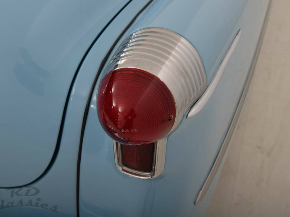 Image 17/48 of Oldsmobile 98 Coupe (1953)