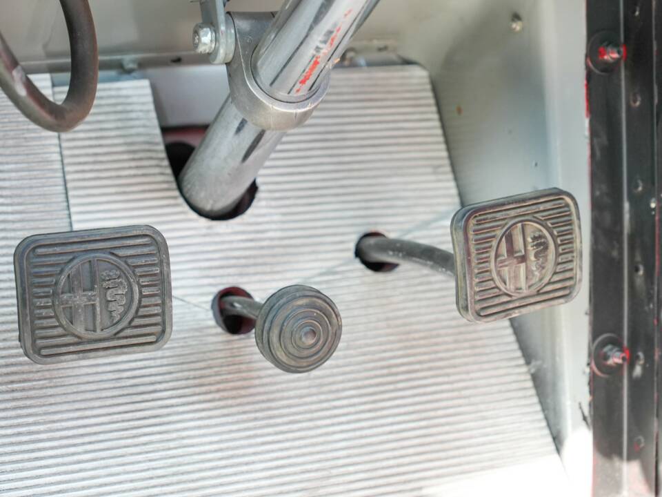 Image 41/50 of Alfa Romeo 6C 2300 Pescara (1934)