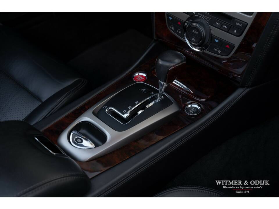 Immagine 11/34 di Jaguar XK 4.2 (2006)
