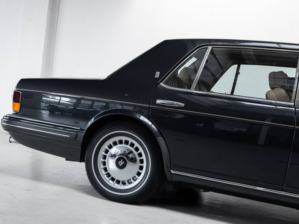 Image 28/32 de Rolls-Royce New Silver Spur (1996)