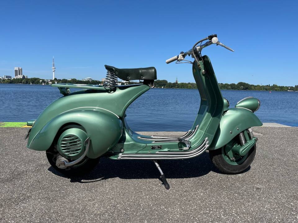 Immagine 11/32 di Piaggio Vespa 125 (1951)
