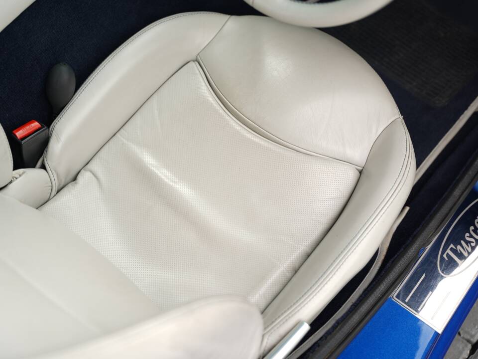 Image 19/50 of TVR Tuscan S (2000)