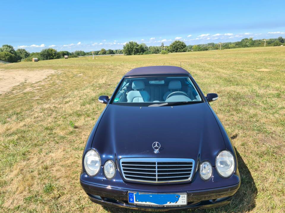 Bild 5/17 von Mercedes-Benz CLK 200 Kompressor (2000)