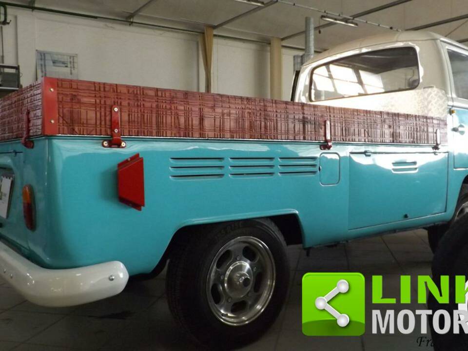 Image 6/10 de Volkswagen T2a pickup (1969)