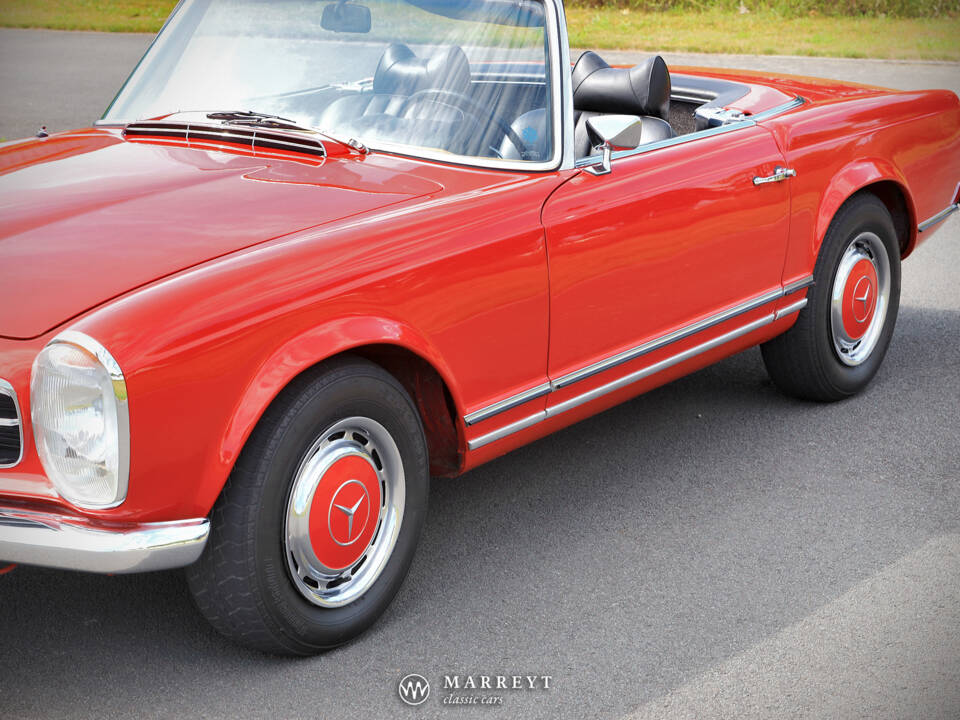 Image 11/70 of Mercedes-Benz 280 SL (1969)