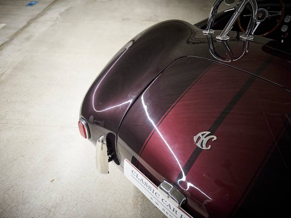 Image 73/73 of AC Cobra Replica (2005)