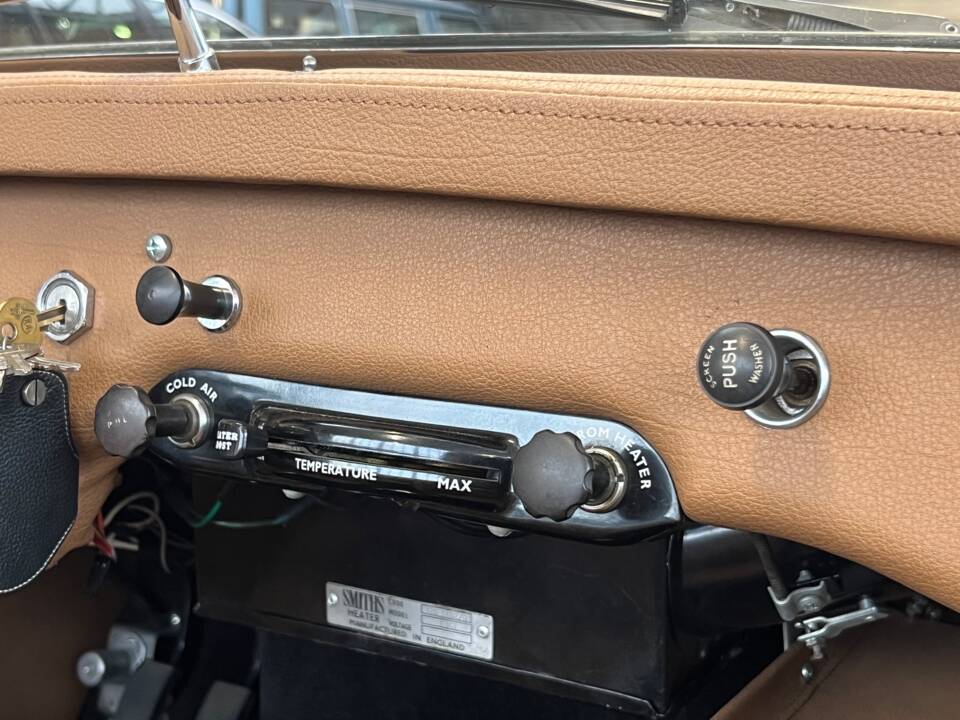 Image 16/33 of Austin-Healey 3000 Mk I (BT7) (1960)