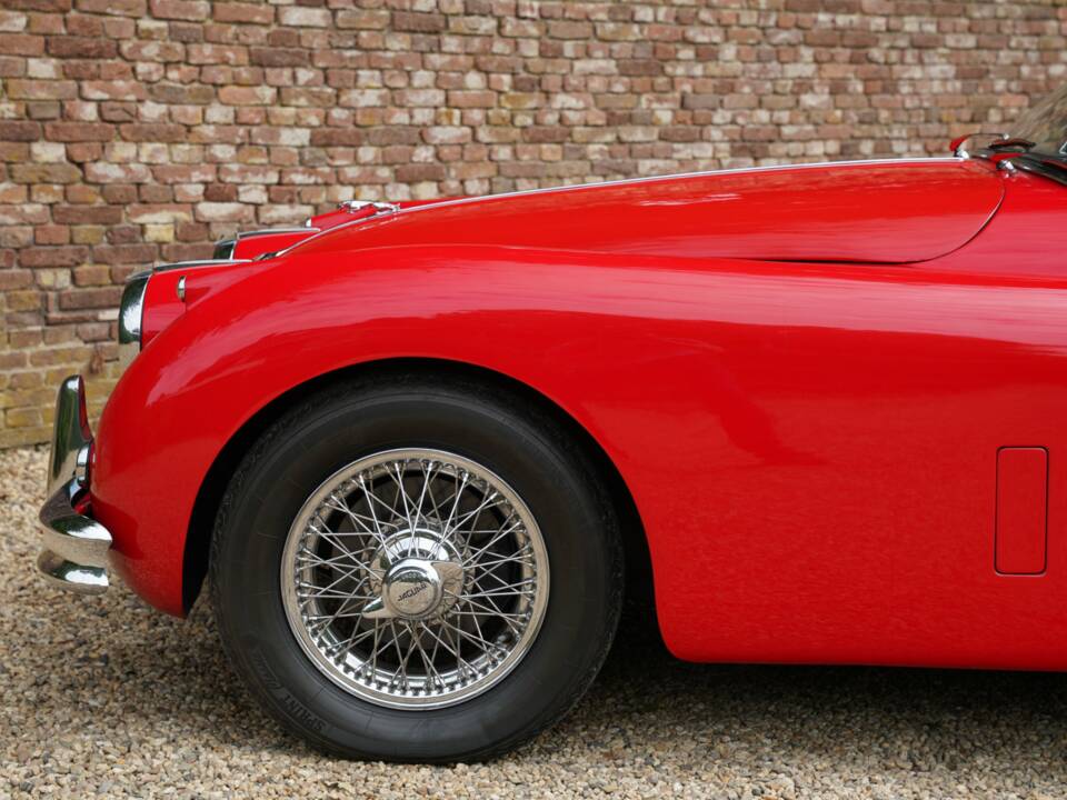 Image 31/50 of Jaguar XK 150 DHC (1960)