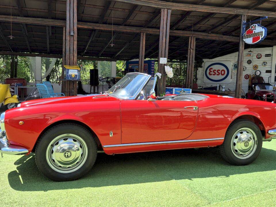 Image 4/71 of Alfa Romeo Giulietta Spider (1961)