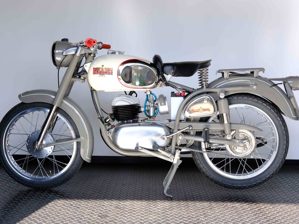 Image 28/54 of Bianchi Mendola (1951)