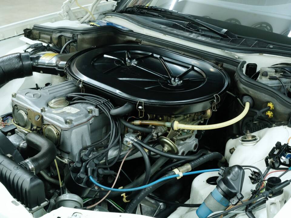 Bild 22/50 von Mercedes-Benz 280 S (1981)