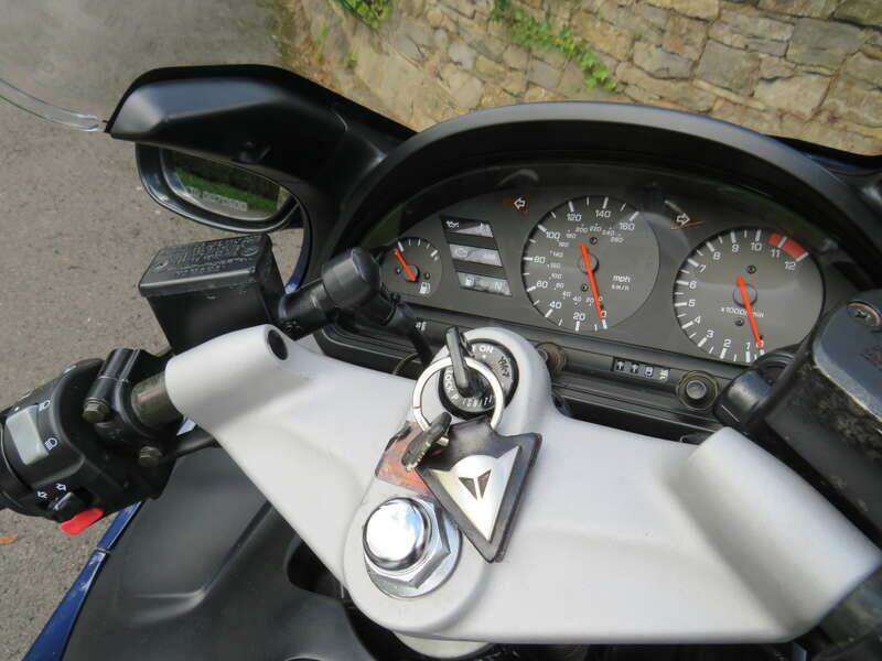 Bild 12/48 von Yamaha GTS 1000 (1996)