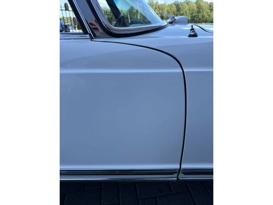 Bild 39/50 von Mercedes-Benz 280 SL (1969)