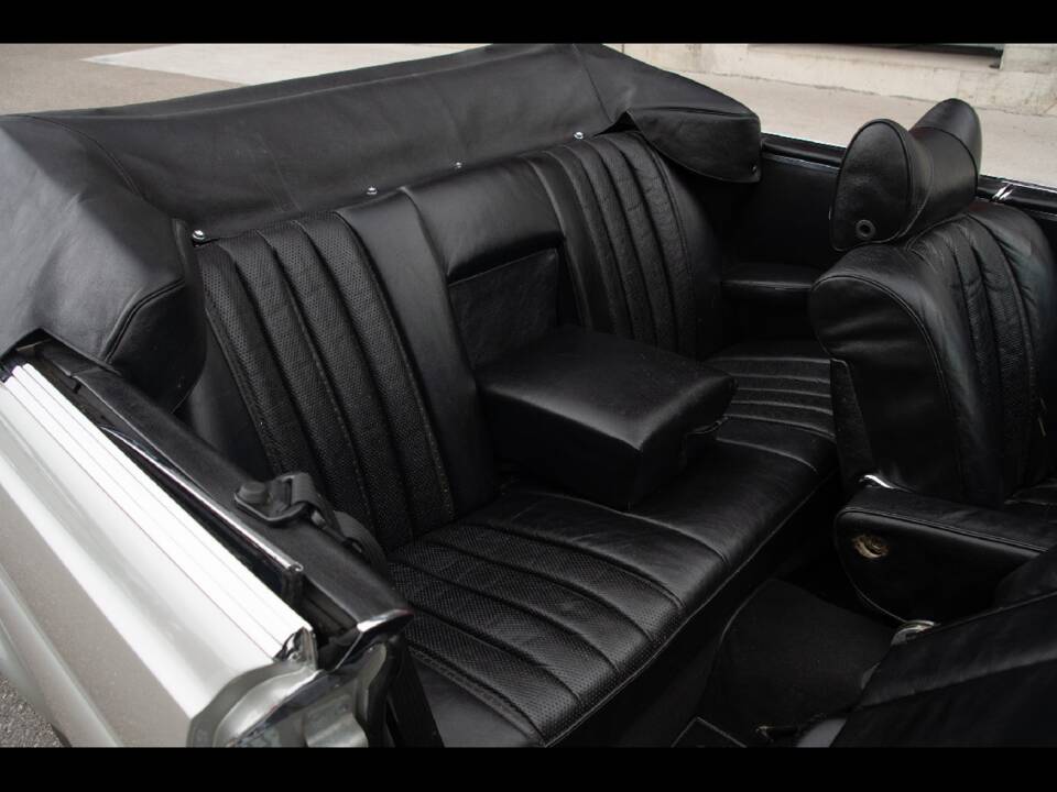 Afbeelding 19/25 van Mercedes-Benz 280 SE 3,5 (1971)