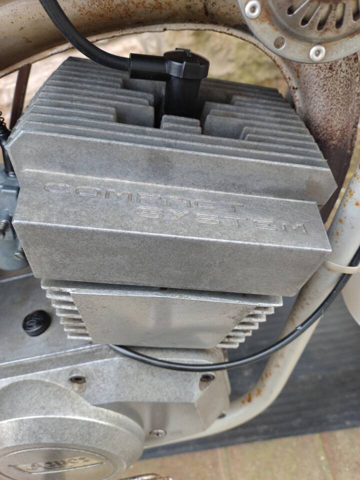 Immagine 12/35 di Aspes DUMMY (1976)