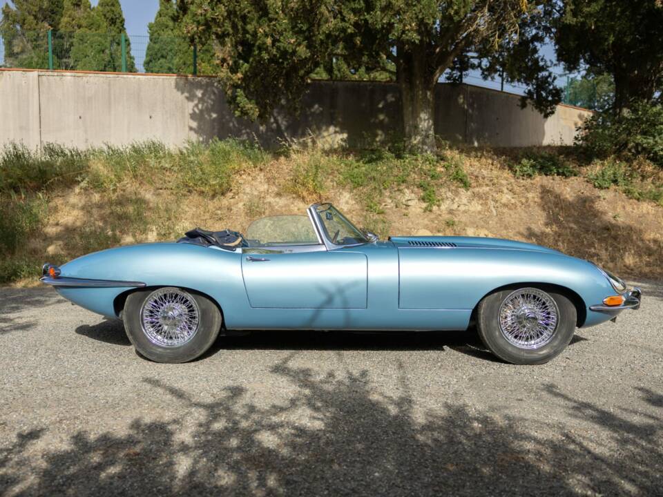 Image 7/50 de Jaguar Type E 3.8 (1964)