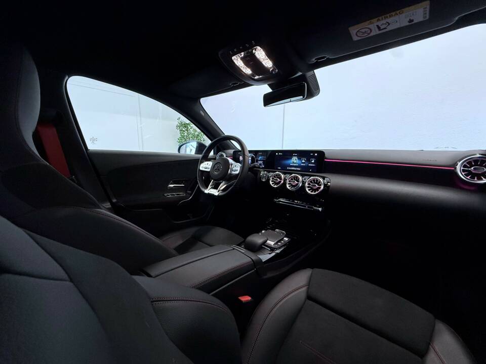 Bild 22/30 von Mercedes-Benz A 35 AMG 4MATIC (2021)