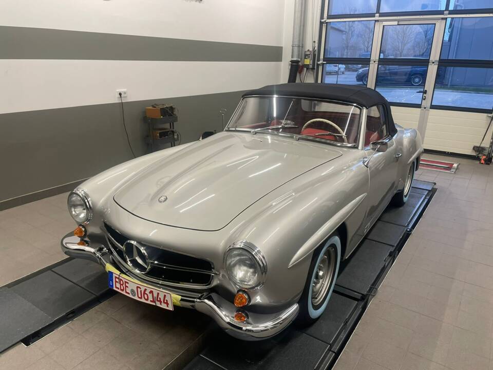 Image 12/54 of Mercedes-Benz 190 SL (1957)