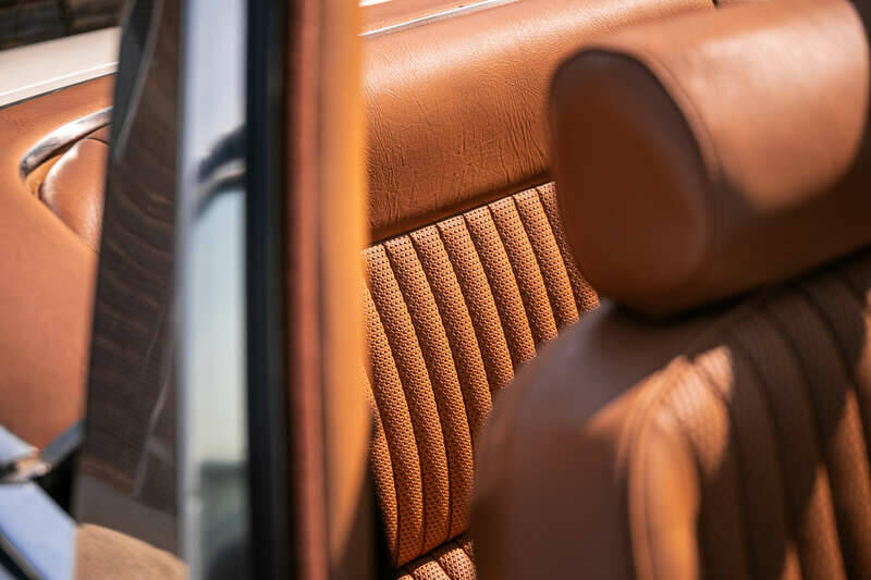 Image 30/47 of Triumph Stag (1975)