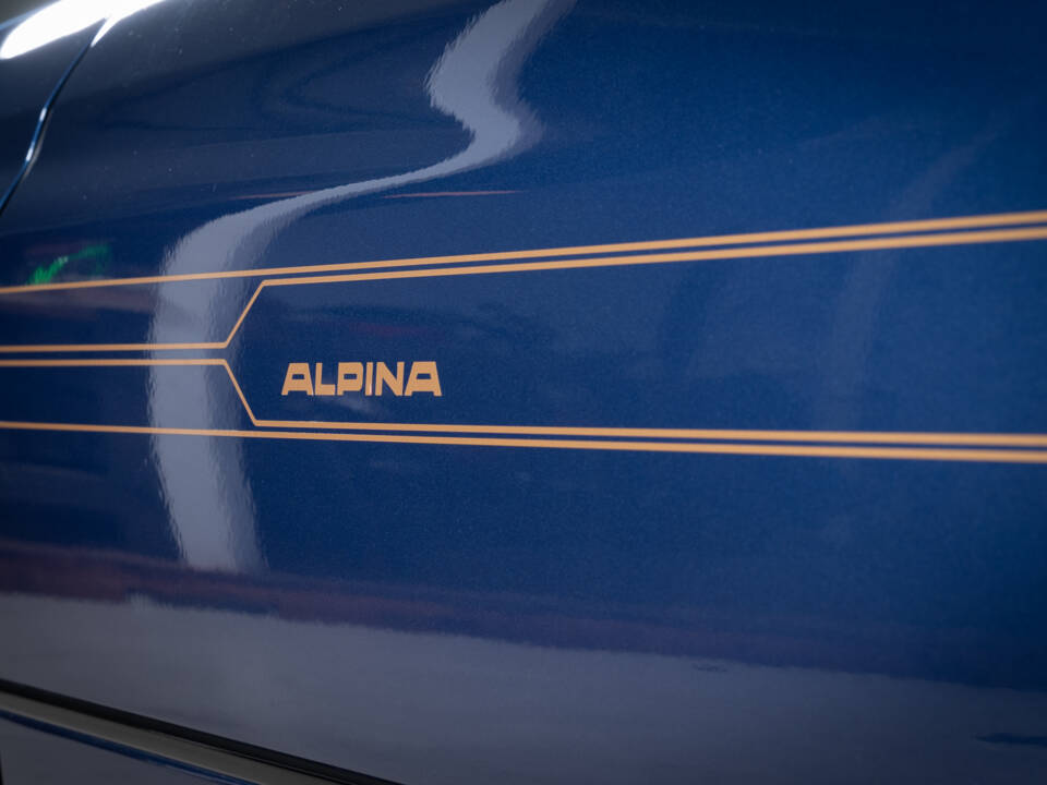 Immagine 24/31 di ALPINA B12 5.0 (1992)