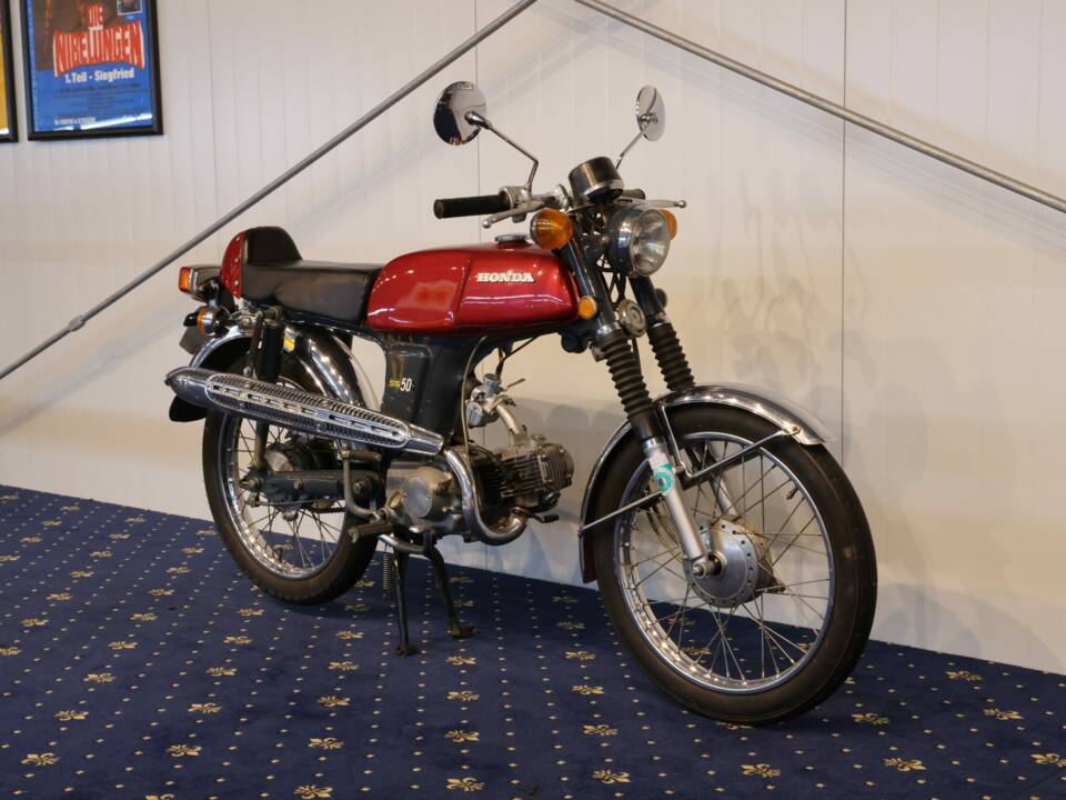 Image 1/21 de Honda SS 50 (1974)