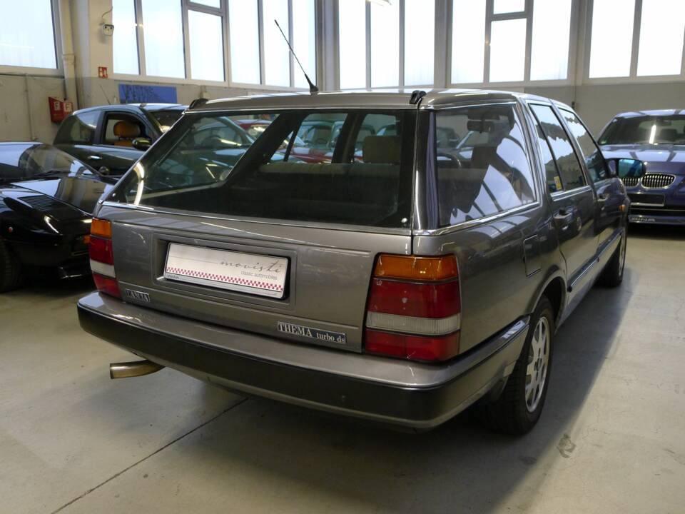 Bild 33/41 von Lancia Thema Station Wagon Turbo DS (1985)