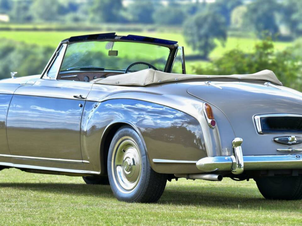 Imagen 17/50 de Bentley S 1 Continental DHC (1958)