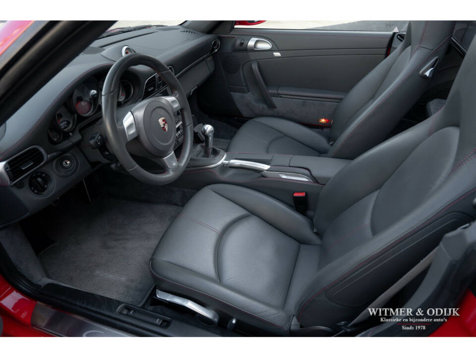 Image 3/30 of Porsche 911 Carrera S (2008)