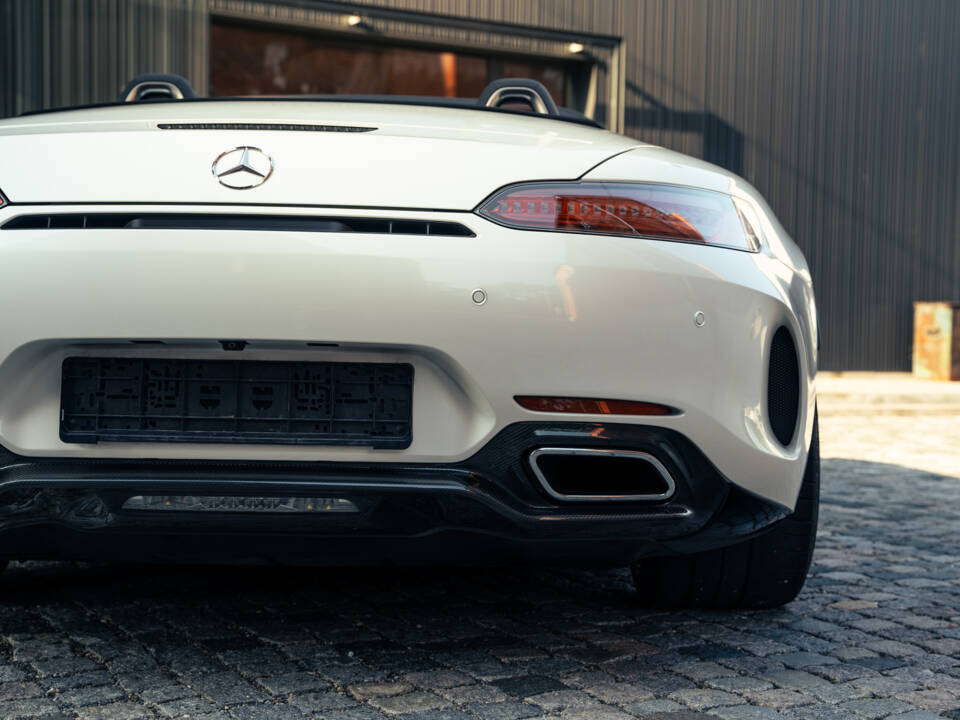 Image 33/100 of Mercedes-AMG GT-C Roadster (2017)