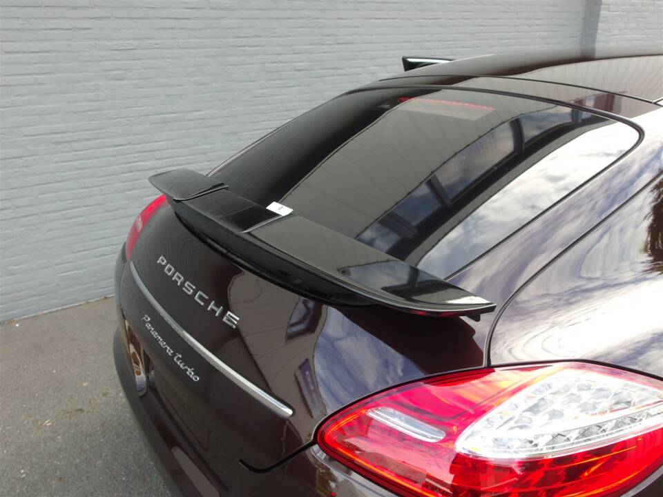 Bild 13/98 von Porsche Panamera Turbo (2009)