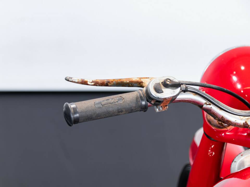 Image 20/27 of MV Agusta 125 TR (1955)