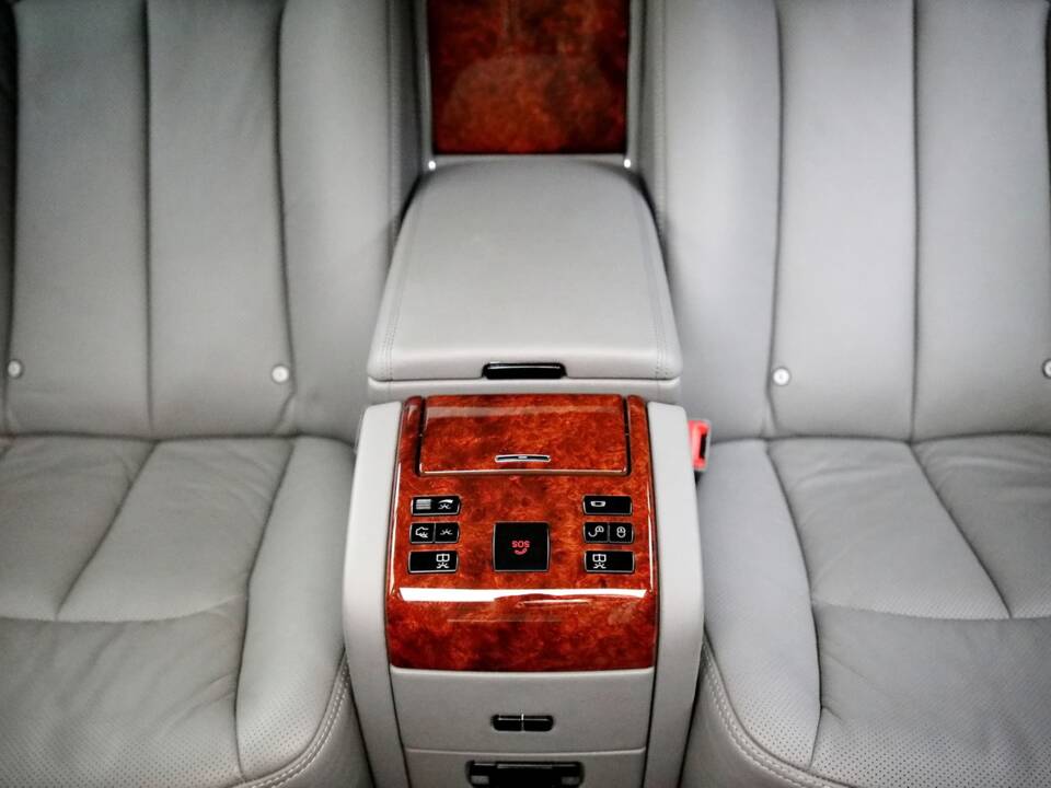 Bild 16/30 von Maybach 57 (2003)