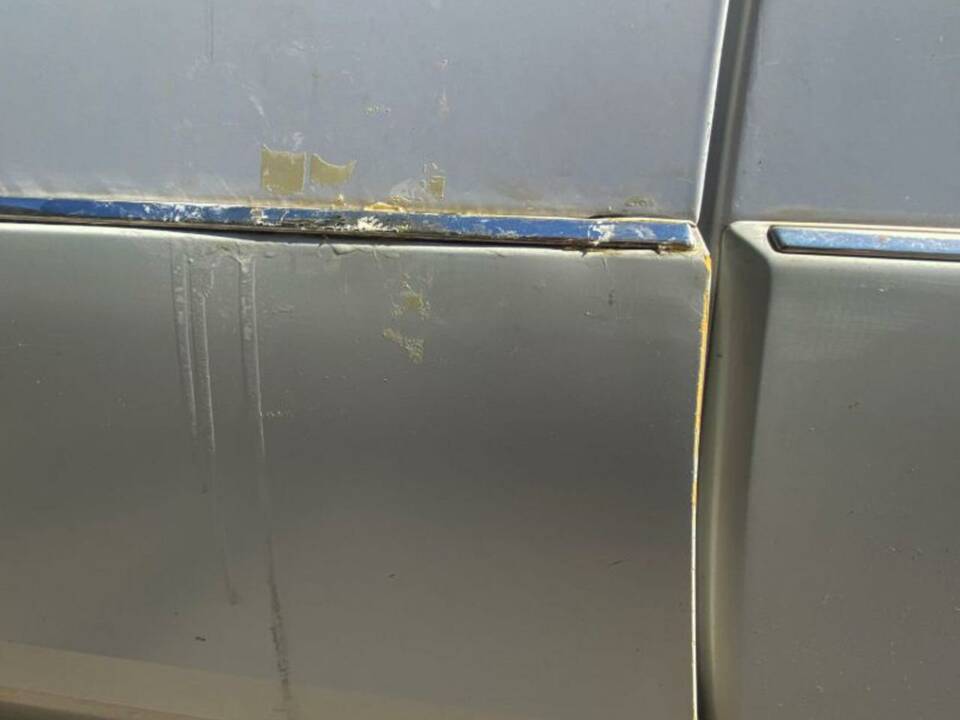 Bild 23/48 von Mercedes-Benz 200 E (1991)