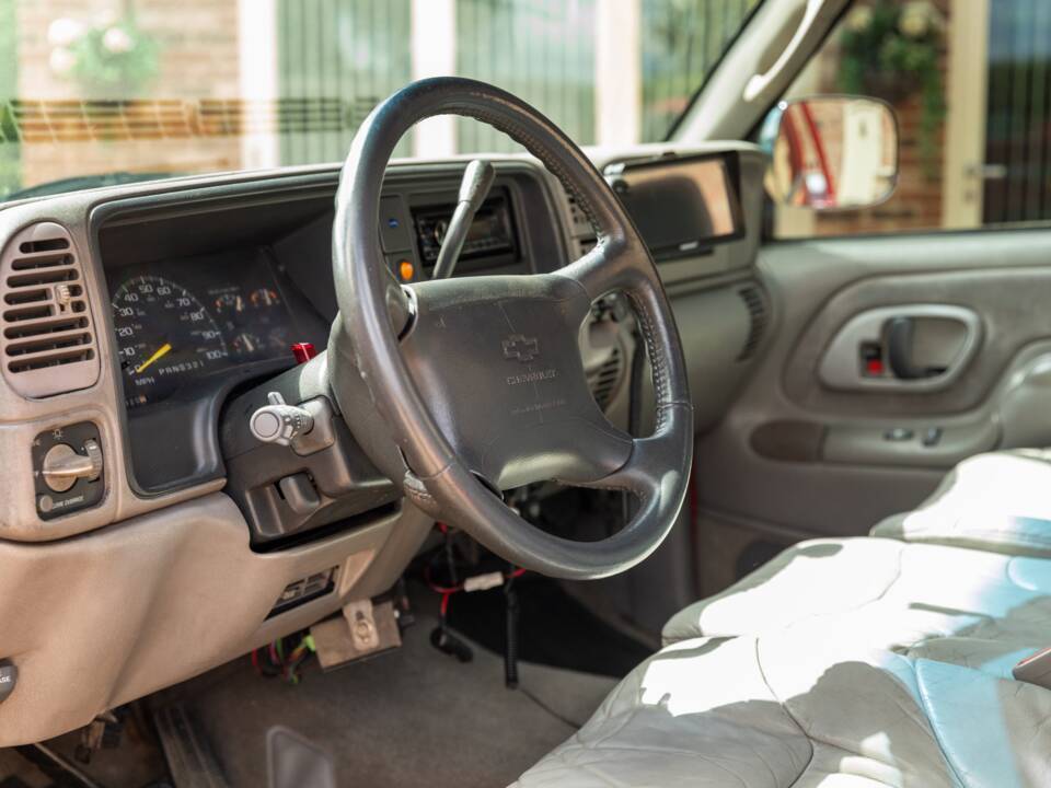 Bild 17/29 von GMC Sierra 2500 (1998)
