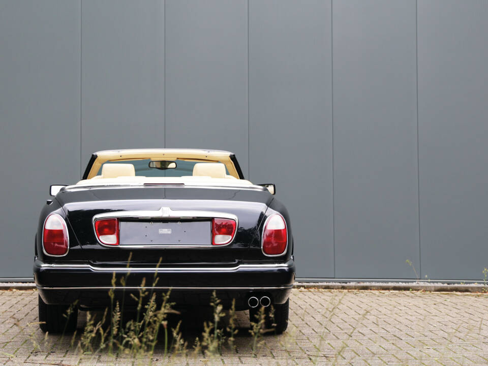 Image 21/52 of Rolls-Royce Corniche V (2000)