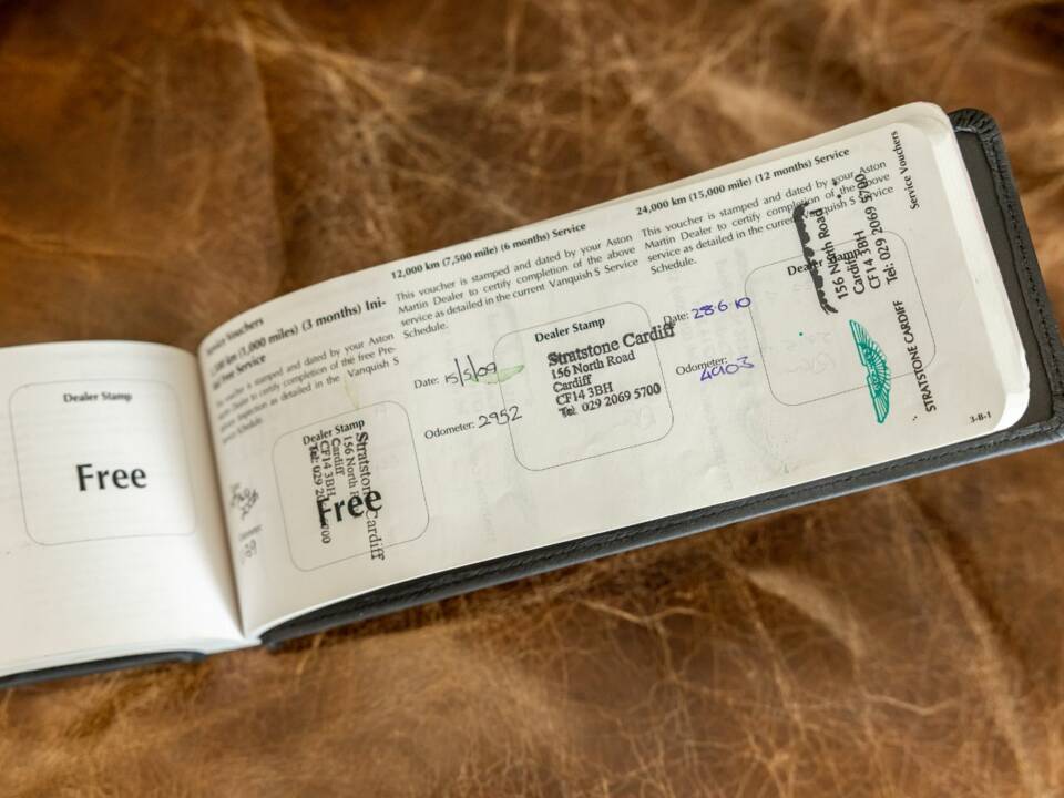 Bild 61/65 von Aston Martin V12 Vanquish S (2007)