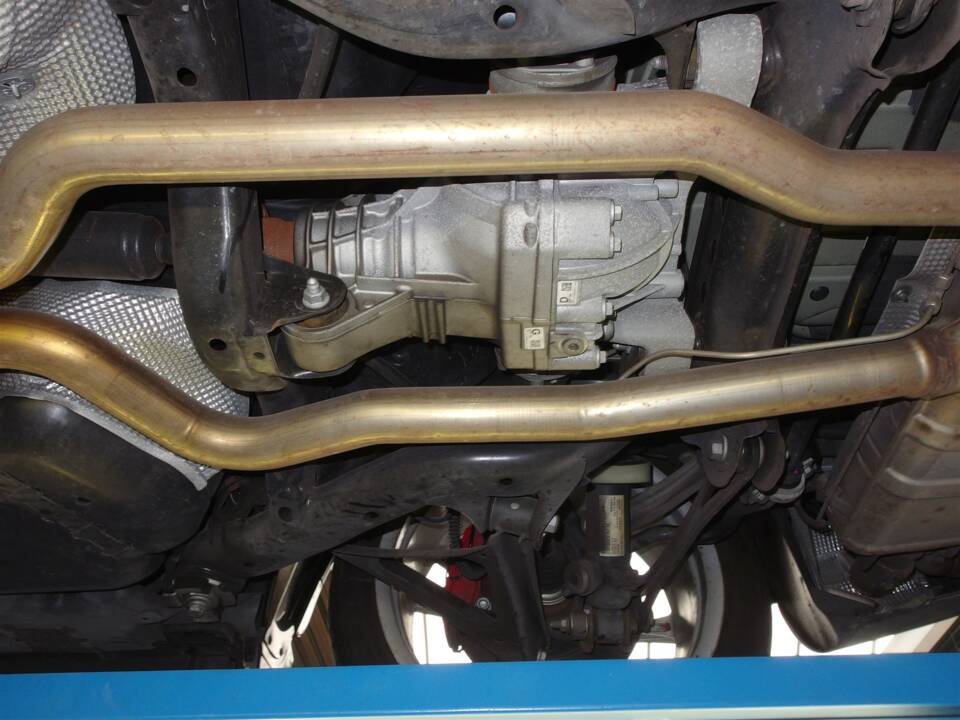 Immagine 88/99 di Porsche Cayenne GTS (2008)