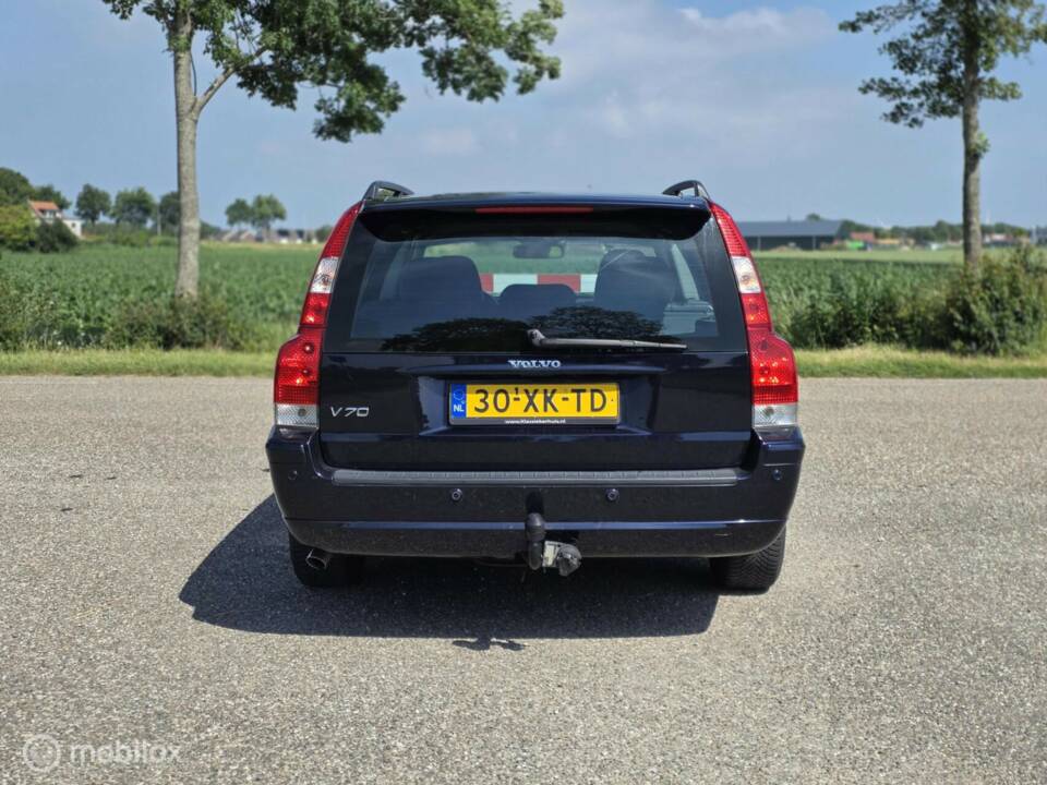 Image 9/29 de Volvo V 70 2.4 (2007)