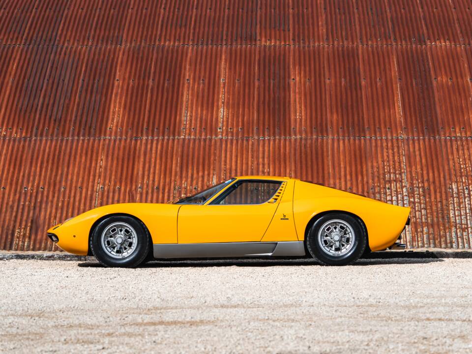 Afbeelding 6/56 van Lamborghini Miura P 400 S (1969)