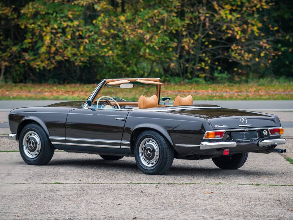 Bild 7/20 von Mercedes-Benz 280 SL (1971)