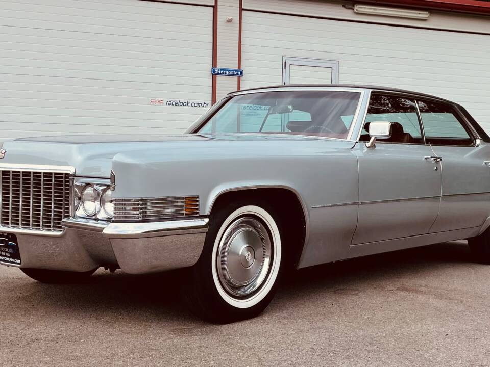 Image 9/51 de Cadillac Sedan DeVille (1970)