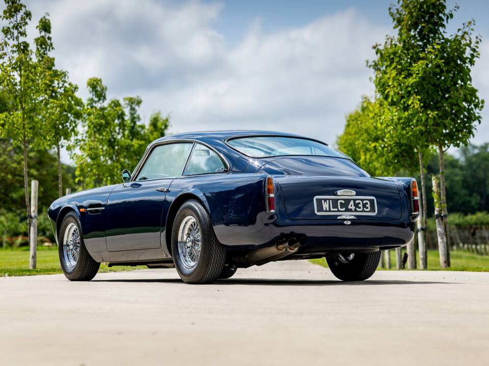 Image 3/41 of Aston Martin DB 4 GT (1959)