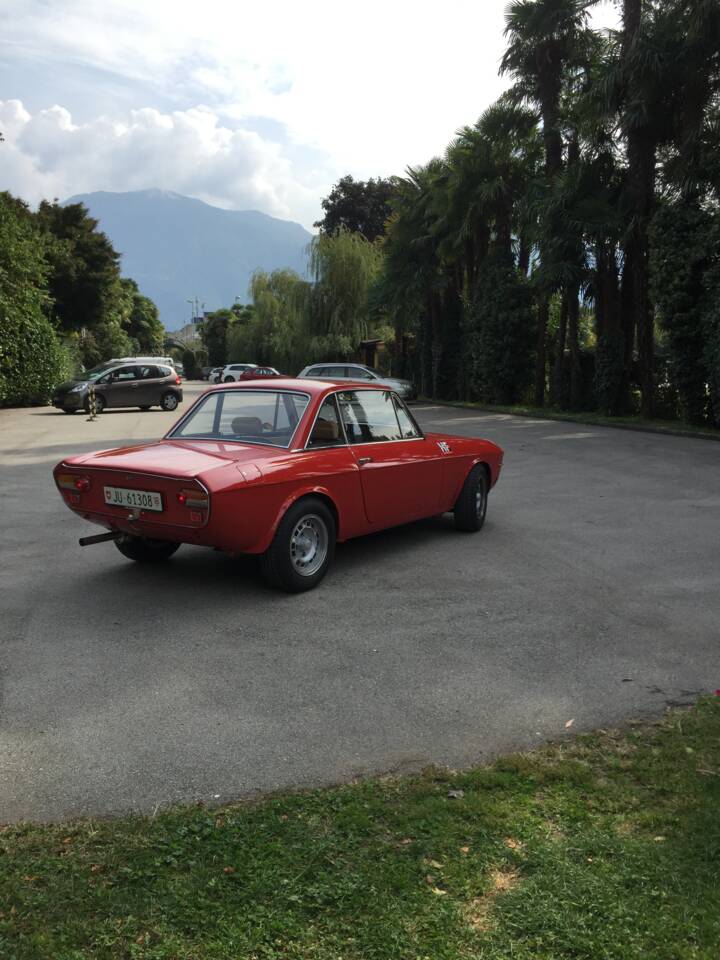 Image 4/11 of Lancia Fulvia 1.3 S (1971)