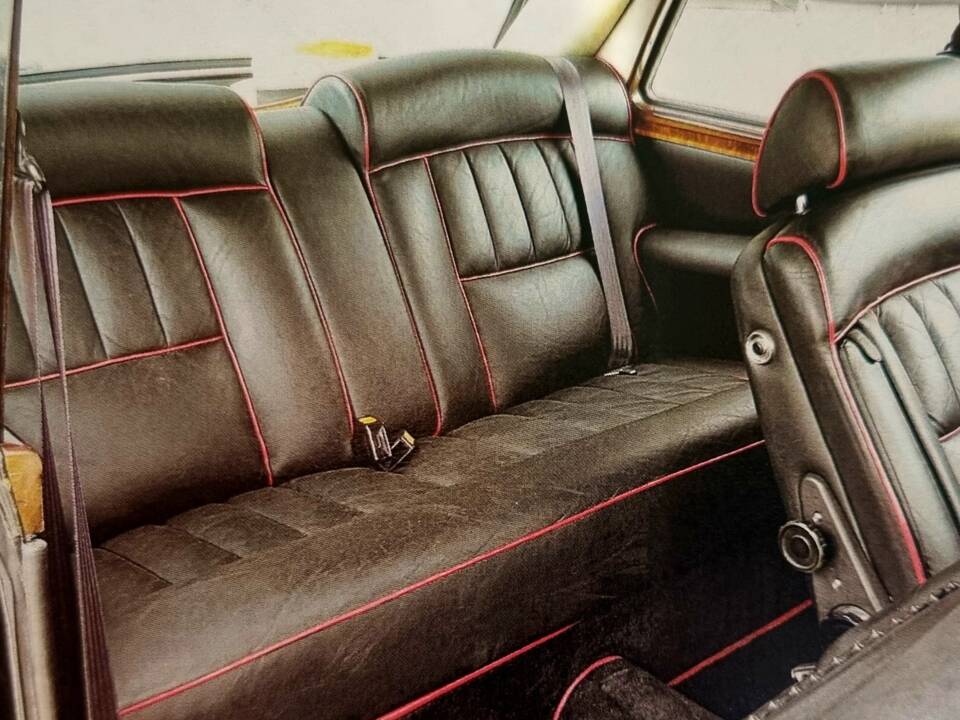 Image 12/12 of Rolls-Royce Corniche I (1976)