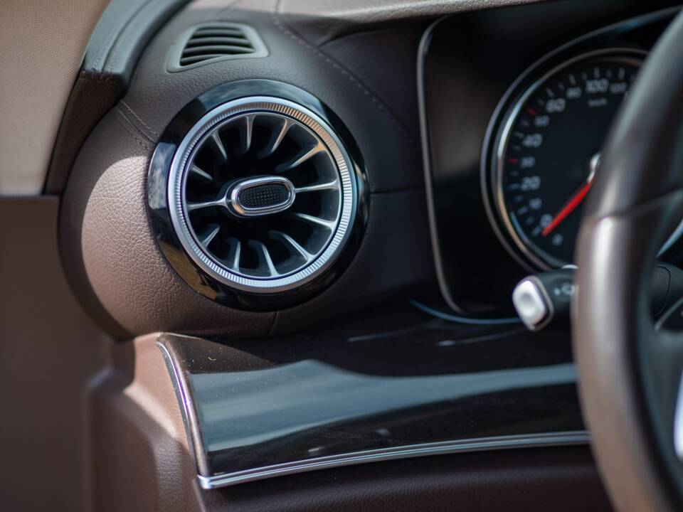 Image 60/85 of Mercedes-Benz CLS 450 4MATIC (2018)